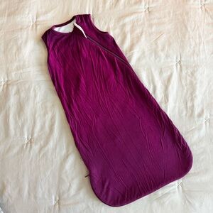 Sleep Bag in Dahlia 1.0